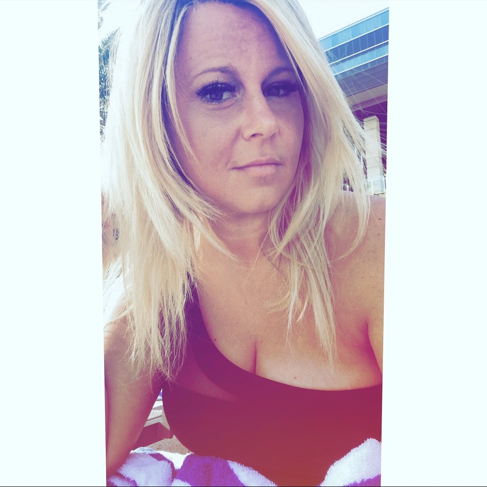 Meet your Posher, Rebecca